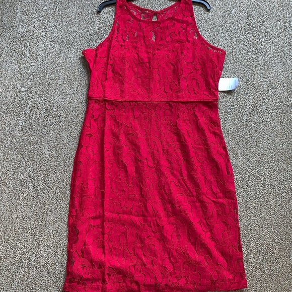 Marina Red Lace Sheath Dress - Picture 3 of 5